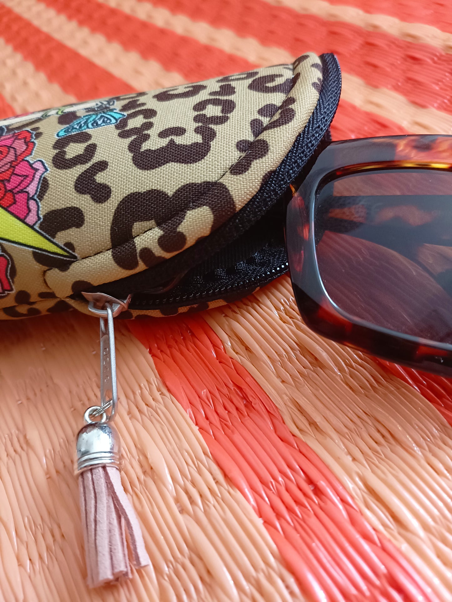 PACK JARDÍN FUNDA DE GAFAS + MONEDERO DE REGALO