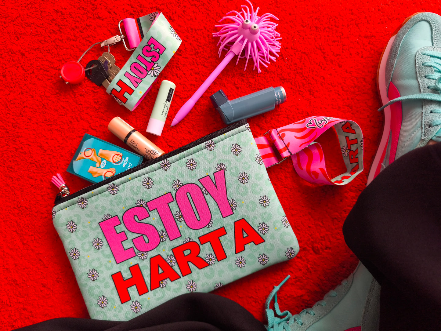 PACK MUY HARTA BOLSO DE MANO + FUNDA DE GAFAS últimas unidades